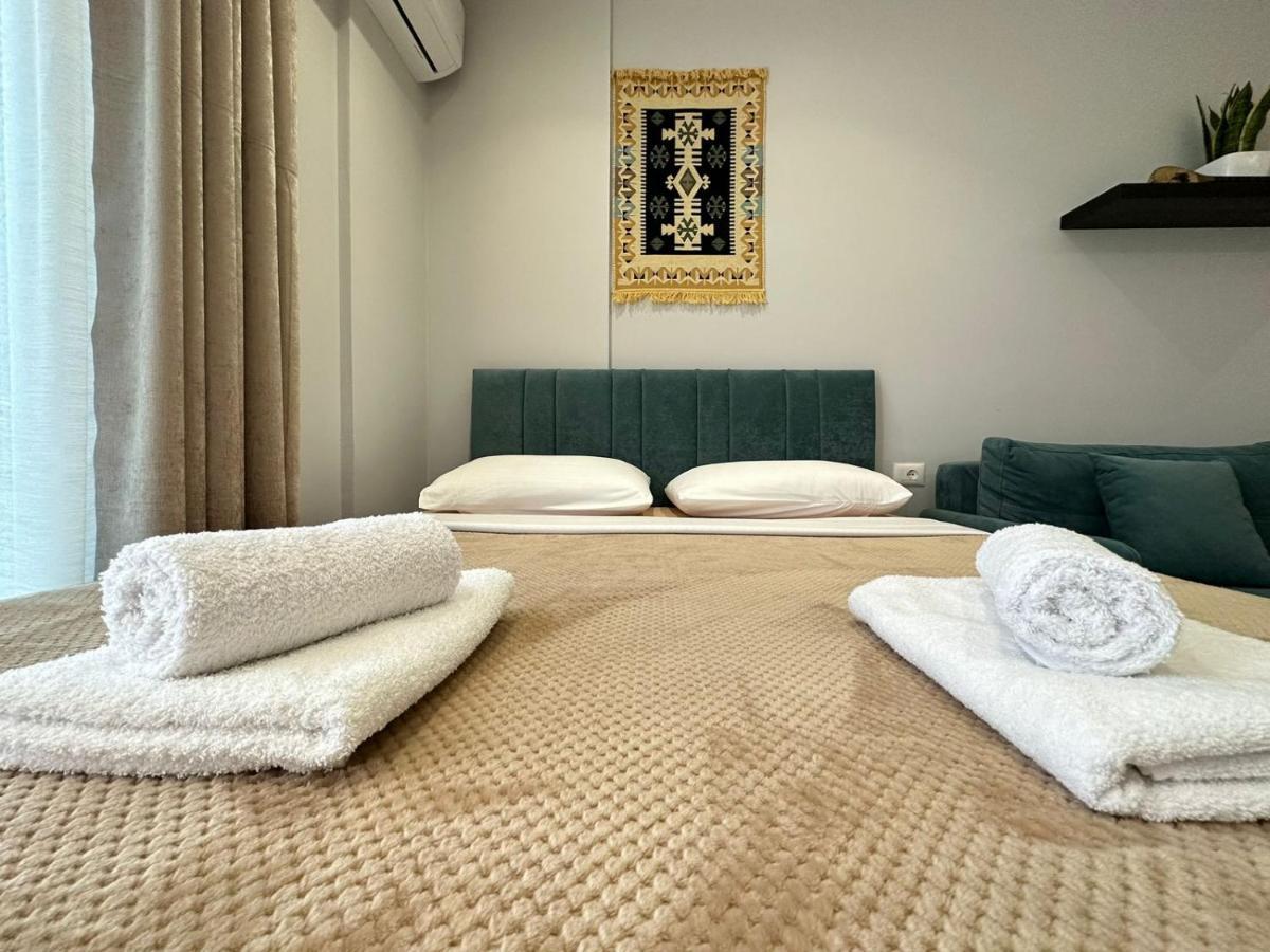 Trea Accomodations - Suite Lungomare Vlorë Exteriör bild